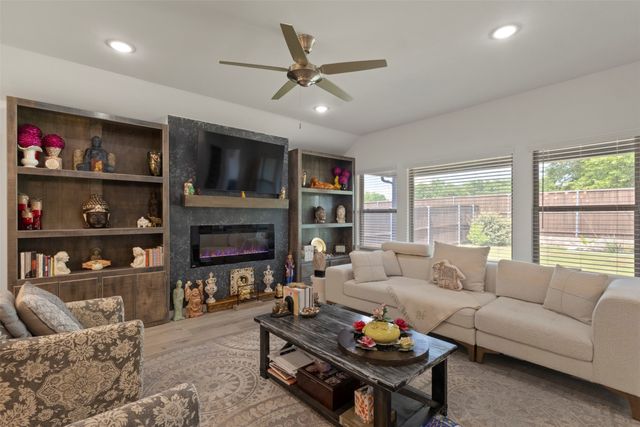 3024 Beau Daniel Drive, Royse City, TX 75189