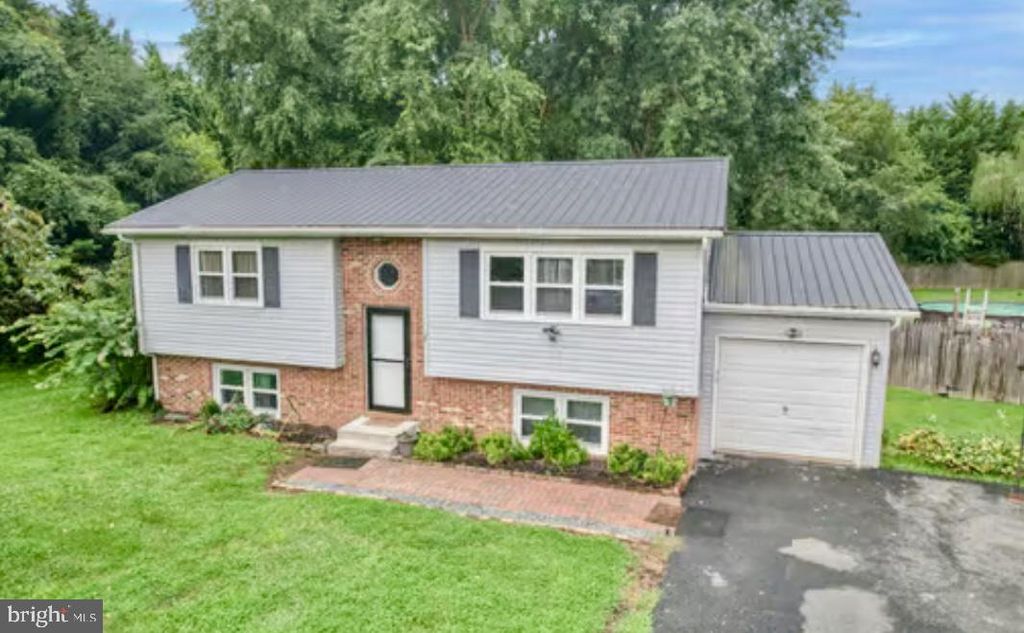 1 AUGUSTA DR, Elkton, MD 21921