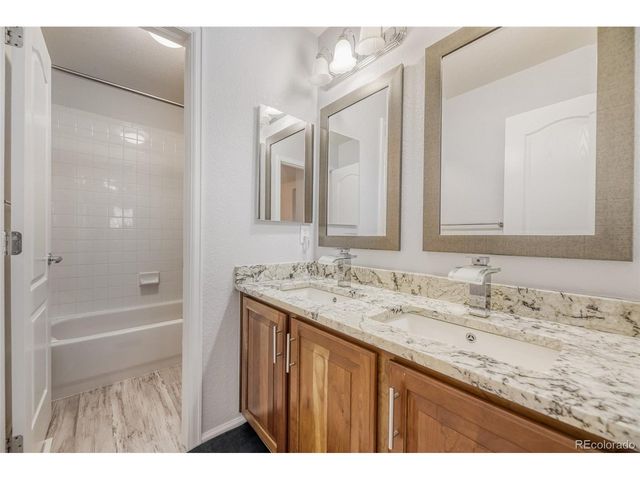 10673 Cedarcrest Cir, Highlands Ranch, CO 80130