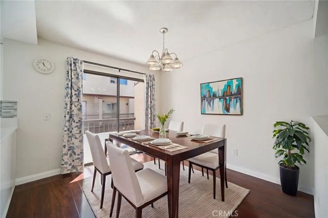 22525 Sherman Way 403, West Hills, CA 91307