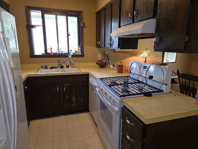 13422 Flagstaff Avenue, Apple Valley, MN 55124