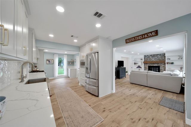6223 Glenhill Drive, Spring, TX 77389