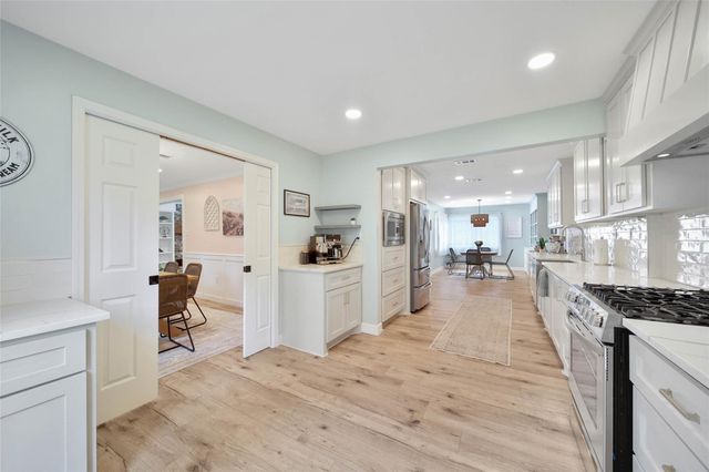 6223 Glenhill Drive, Spring, TX 77389