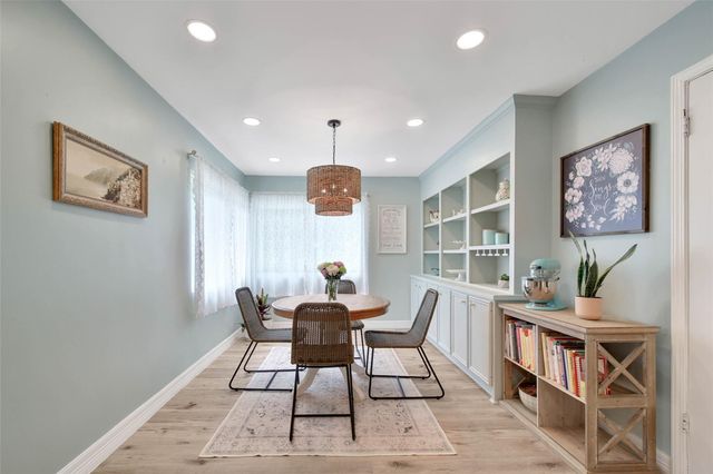 6223 Glenhill Drive, Spring, TX 77389