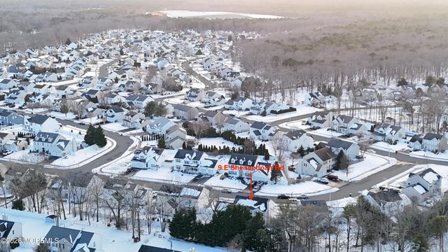 9 E Shenendoah Road, Howell, NJ 07731