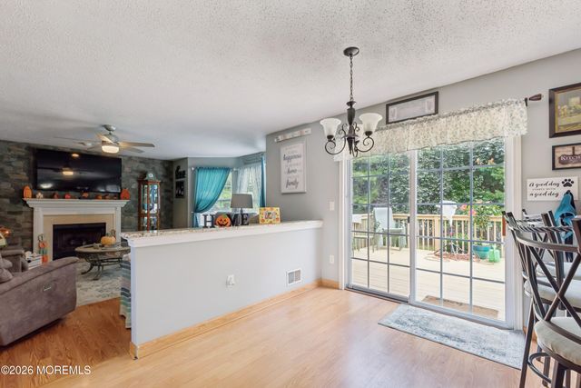 9 E Shenendoah Road, Howell, NJ 07731