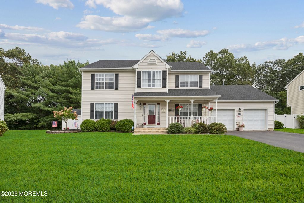 9 E Shenendoah Road, Howell, NJ 07731
