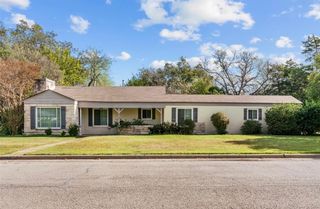4045 Carolyn Road, Fort Worth, TX 76109