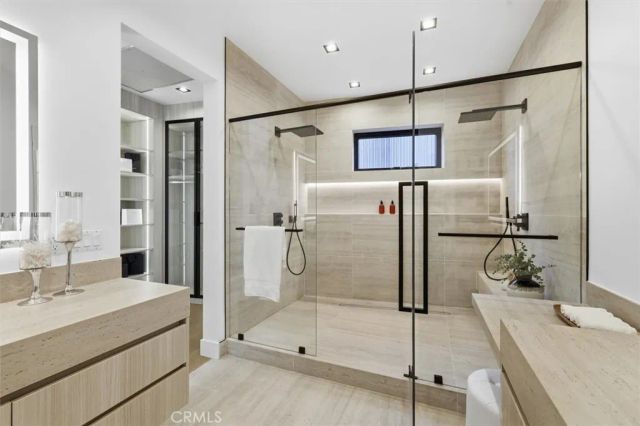 16800 Oak View, Encino, CA 91436