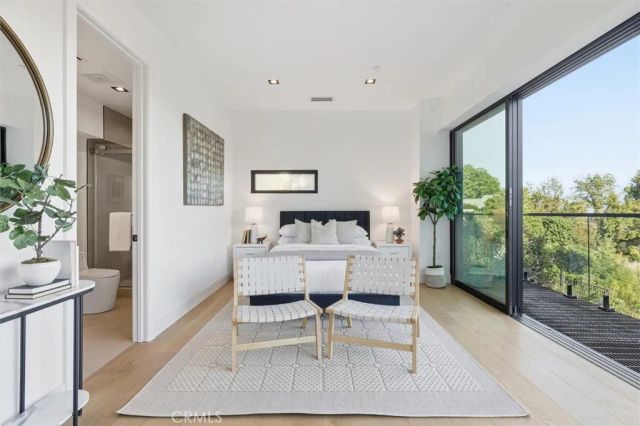 16800 Oak View, Encino, CA 91436