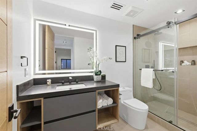 16800 Oak View, Encino, CA 91436