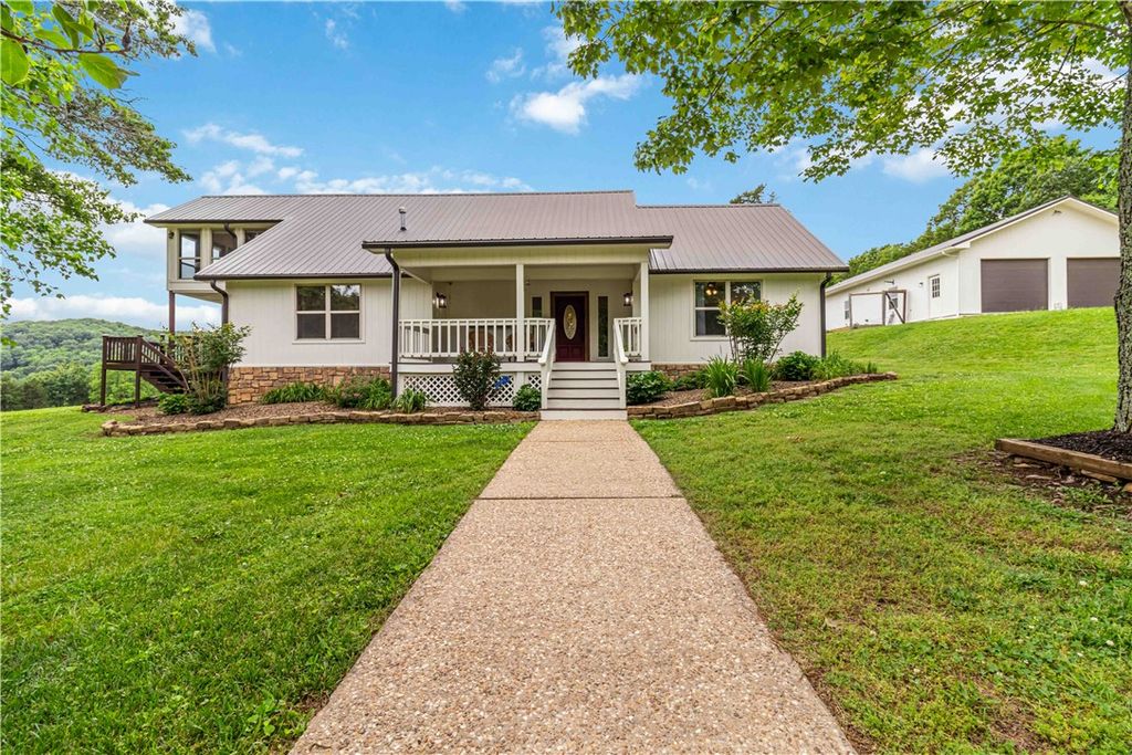 16632 Bethlehem Road, Winslow, AR 72959