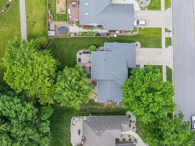 8313 Summerset Place, Fort Wayne, IN 46825