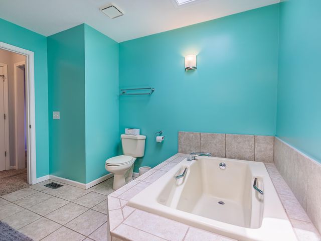 8313 Summerset Place, Fort Wayne, IN 46825