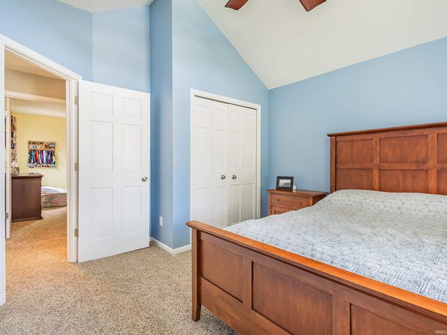 8313 Summerset Place, Fort Wayne, IN 46825