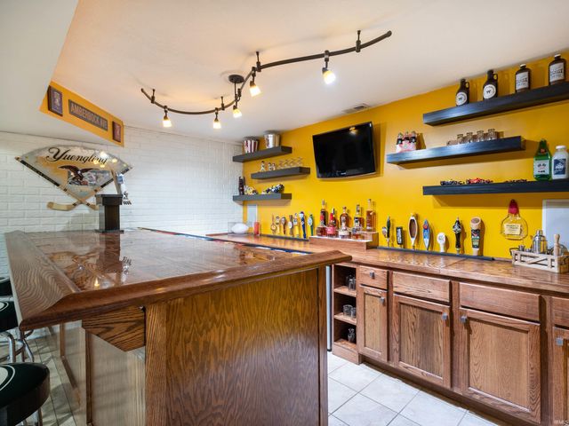 8313 Summerset Place, Fort Wayne, IN 46825