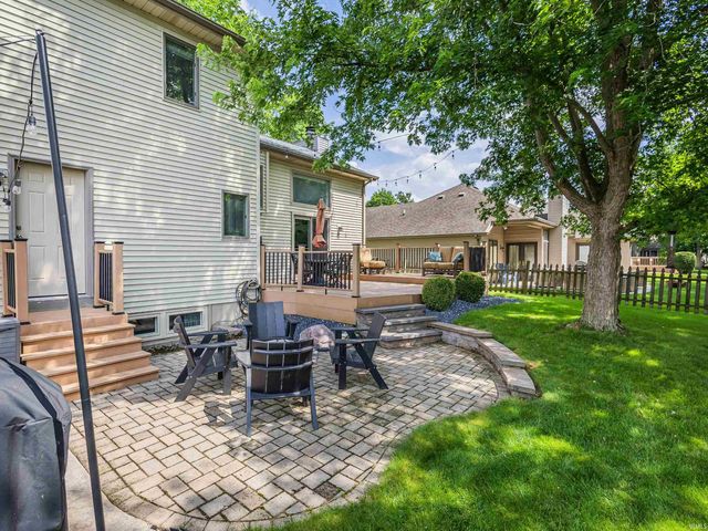 8313 Summerset Place, Fort Wayne, IN 46825
