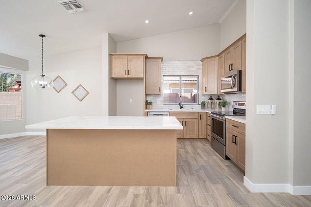 11614 W PALM Lane, Avondale, AZ 85392