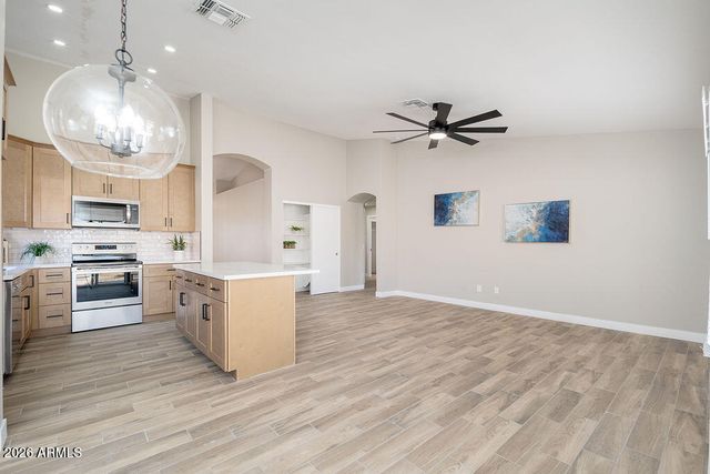 11614 W PALM Lane, Avondale, AZ 85392