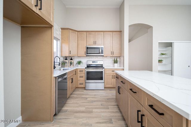 11614 W PALM Lane, Avondale, AZ 85392