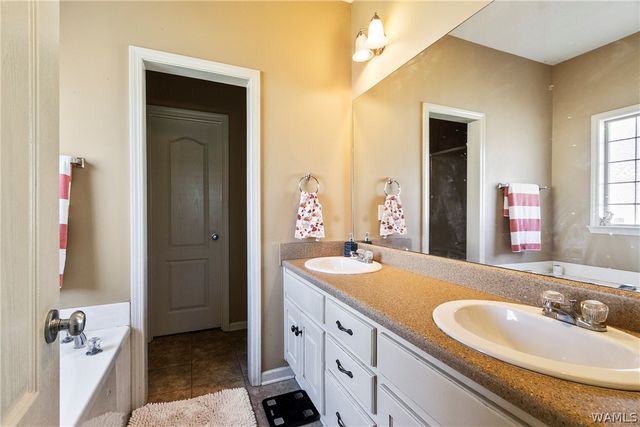 5208 Bristolwood, Northport, AL 35475