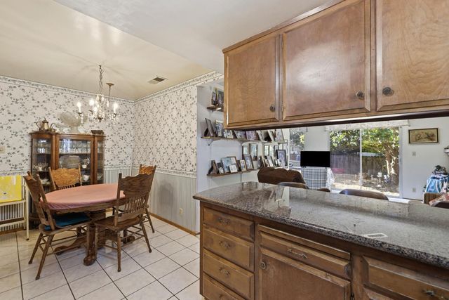8158 Chipwood Way, Orangevale, CA 95662