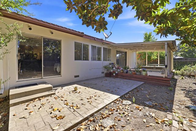 8158 Chipwood Way, Orangevale, CA 95662