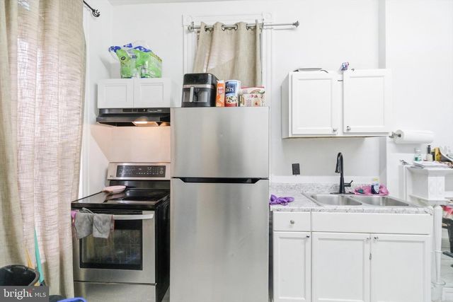 400 N 5TH ST, Reading, PA 19601