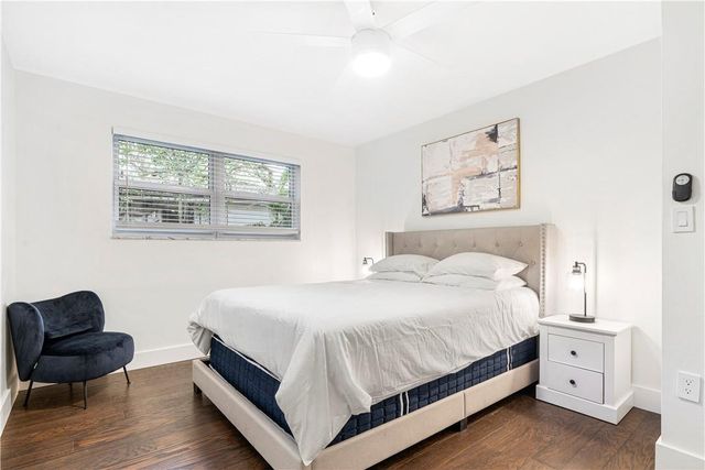 5840 SW 37th Ave, Dania Beach, FL 33312