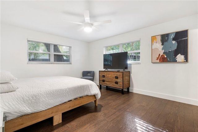 5840 SW 37th Ave, Dania Beach, FL 33312