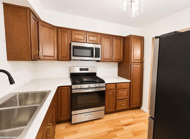 35340 Bristlecone Drive, Clinton Township, MI 48035
