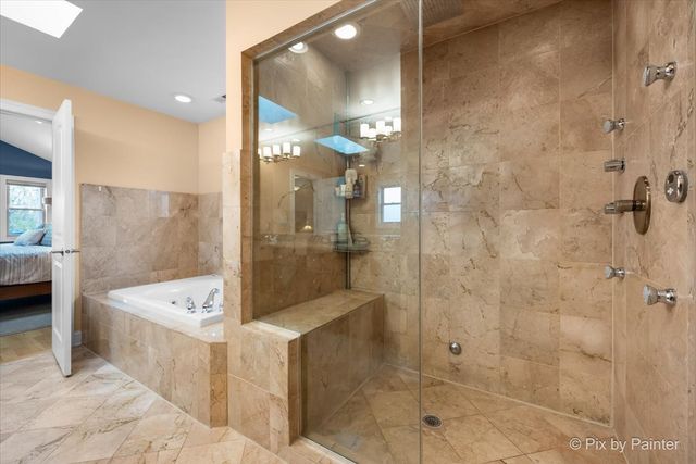 4906 N Kruger Avenue, Chicago, IL 60630