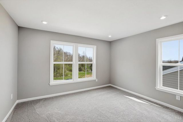 2615 Golden Leaf Drive, Beavercreek, OH 45431