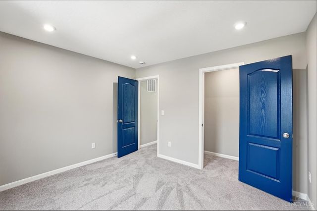 2615 Golden Leaf Drive, Beavercreek, OH 45431