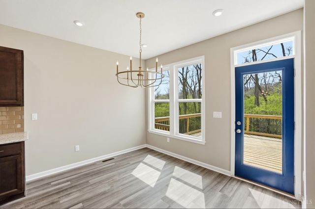 2615 Golden Leaf Drive, Beavercreek, OH 45431