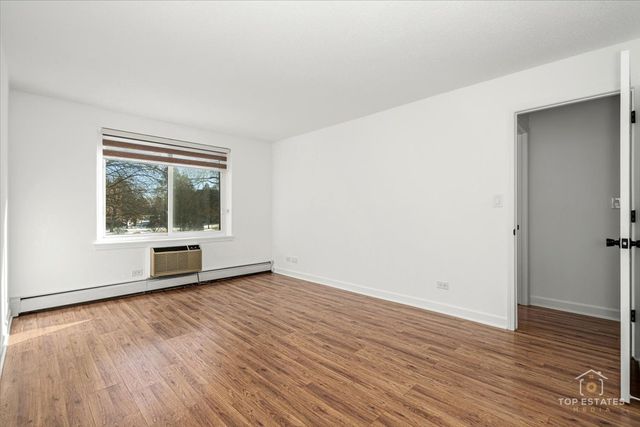 1107 S OLD WILKE Road 208, Arlington Heights, IL 60005