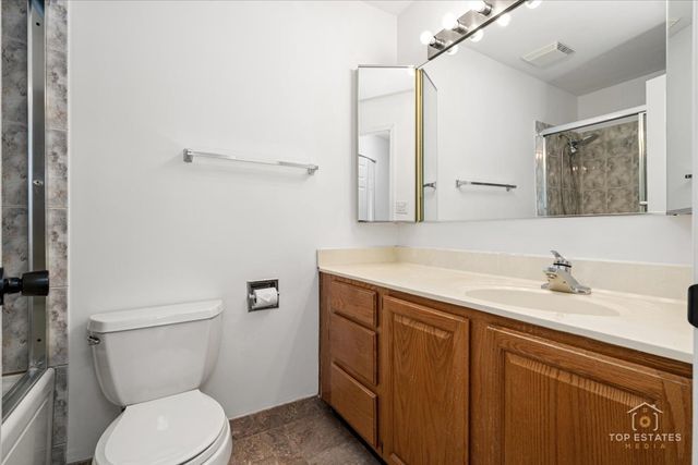 1107 S OLD WILKE Road 208, Arlington Heights, IL 60005