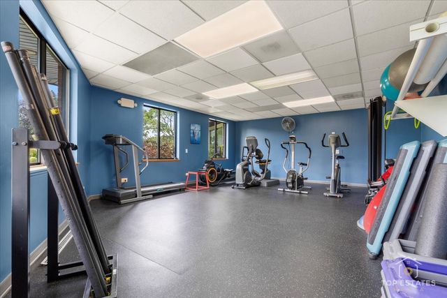 1107 S OLD WILKE Road 208, Arlington Heights, IL 60005
