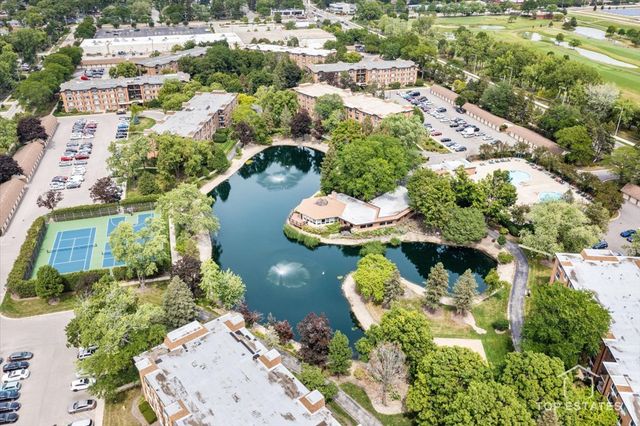 1107 S OLD WILKE Road 208, Arlington Heights, IL 60005