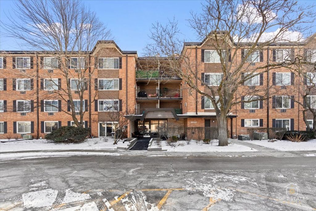 1107 S OLD WILKE Road 208, Arlington Heights, IL 60005