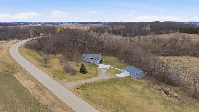 N4202 Welsh Road, Juneau, WI 53039