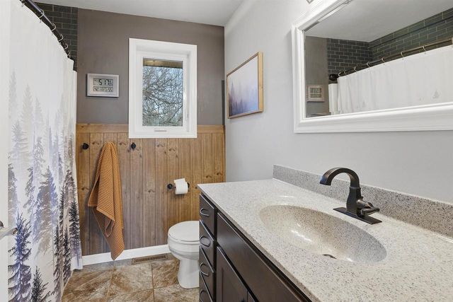 N4202 Welsh Road, Juneau, WI 53039