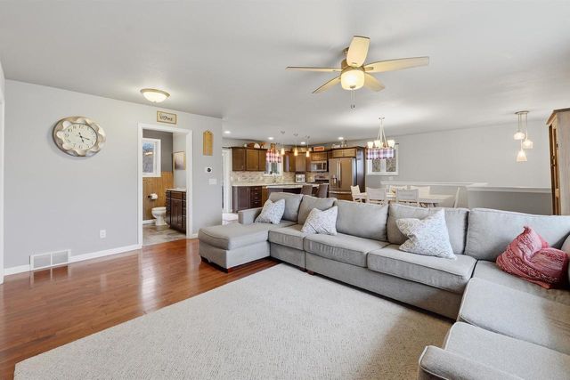 N4202 Welsh Road, Juneau, WI 53039