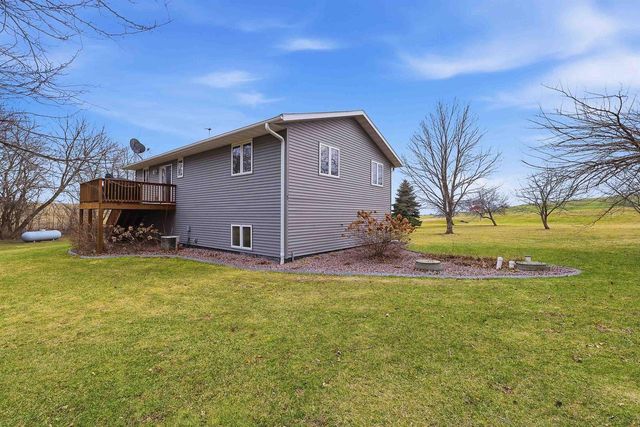 N4202 Welsh Road, Juneau, WI 53039