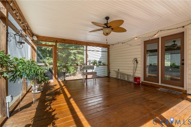 983 Genito West Blvd, Moseley, VA 23120