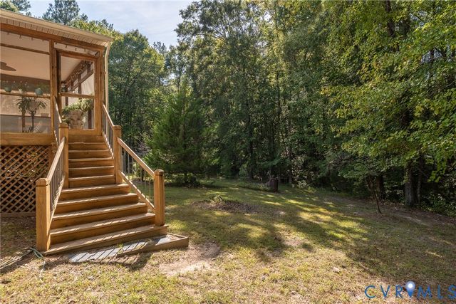 983 Genito West Blvd, Moseley, VA 23120