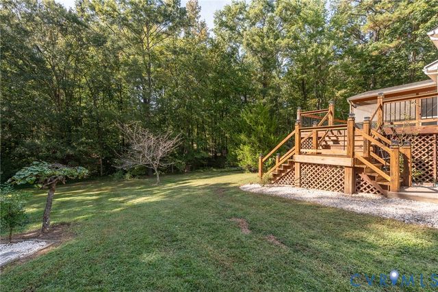 983 Genito West Blvd, Moseley, VA 23120