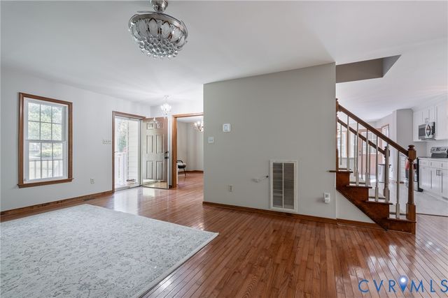 983 Genito West Blvd, Moseley, VA 23120