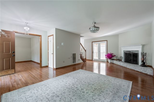 983 Genito West Blvd, Moseley, VA 23120