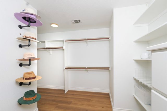 2100 Wood Duck Lane, Granbury, TX 76049